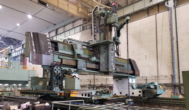 大手メーカー様工場での大型機械解体