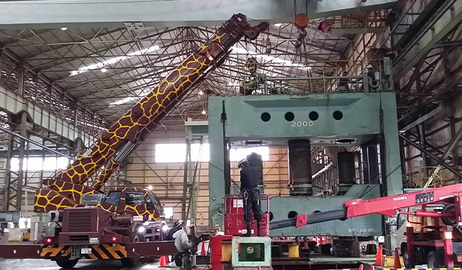 2000tプレス解体工事